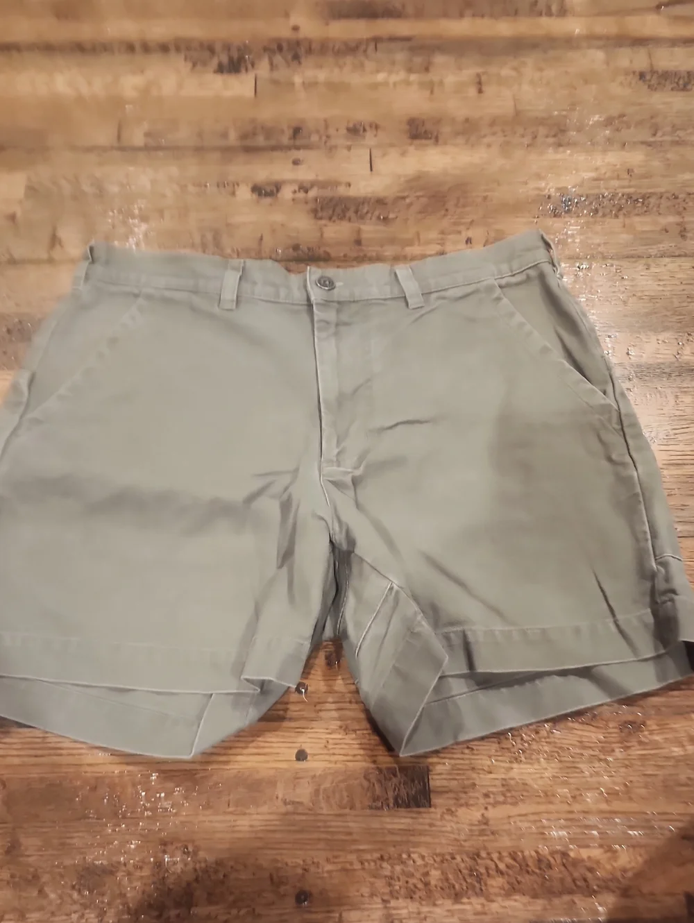 Vtg Patagonia Men's Light Olive Cargo Shorts